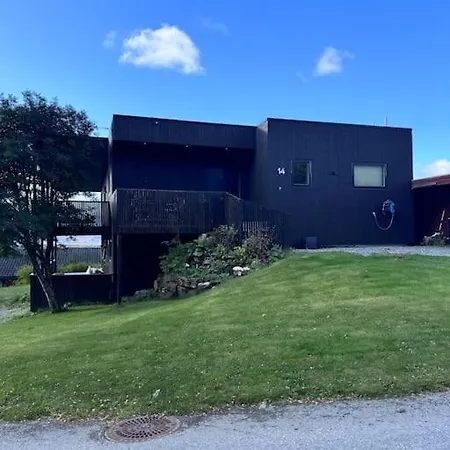 Sentral Med Fantastisk Utsikt! Villa *