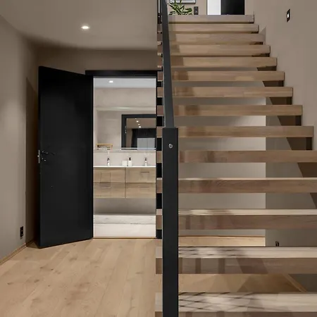 Sentral Med Fantastisk Utsikt! *