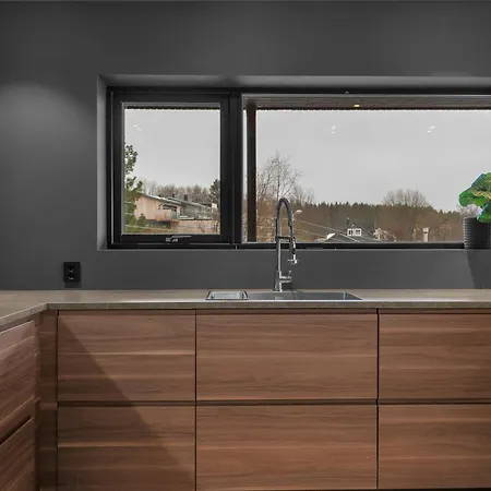 Sentral Med Fantastisk Utsikt! * Tromsø