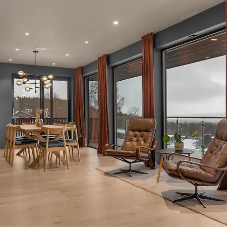 Villa Sentral Med Fantastisk Utsikt! *