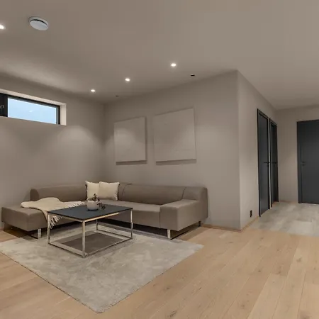 Sentral Med Fantastisk Utsikt! *