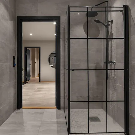 Sentral Med Fantastisk Utsikt! Villa Tromsø